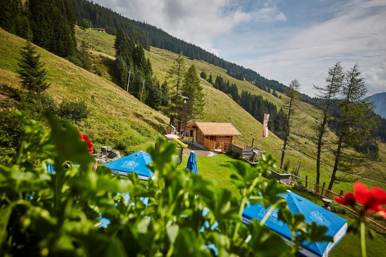 Spielberghaus Bed & Breakfast Saalbach-Hinterglemm Exterior photo